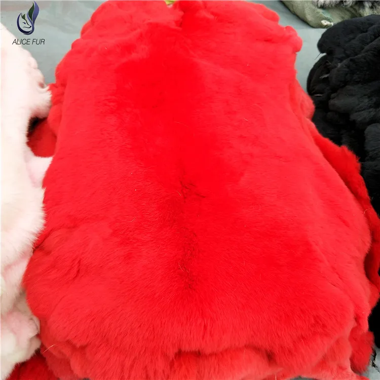 

Factory wholesale custom color rex rabbit fur pelts genuine rex rabbit fur skin 40x30cm