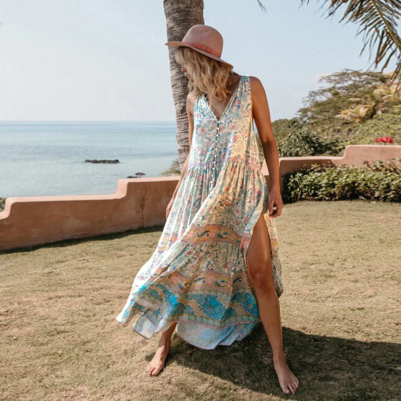 2020 Spring And Summer Chiffon Beach Vacation Casual Dress Female Print V-neck Bohemian Simple Temperament Long | Женская одежда