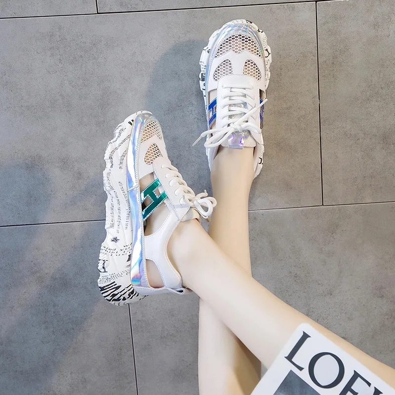

Apanzu New Hollow Design Fashion Sneakers Women Newspaper Sole Women Sandals Patent Leather Summer Shoes Ladies platform shoes