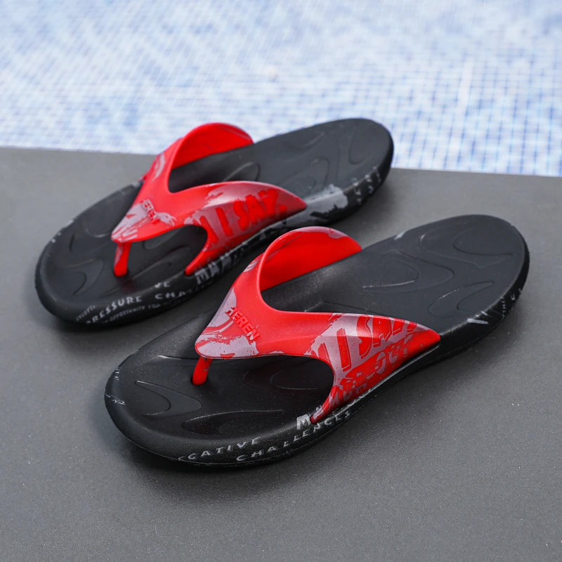 

House Slippers Man Light And Comfortable Bathroom Slippers Outdoor Home For Men Beach Sandals Summer Flip Flops Indoor