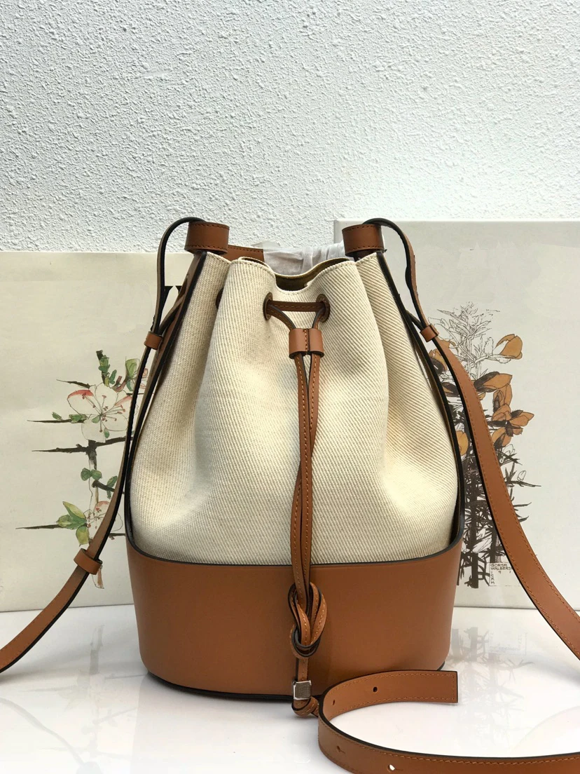 

2021 Lady Fashion High Quality Famous Designer Handbag Ladies Wallet Shopping Bag Woman Balloon Bag