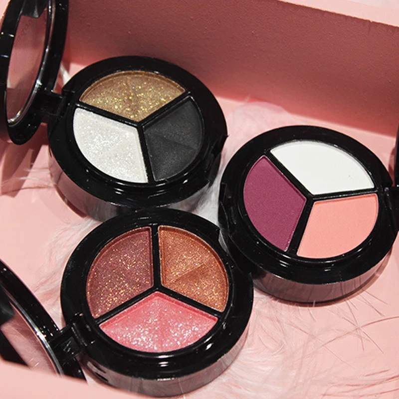 

Makeup Shimmer Eyeshadow Palette 3 Colors Smoky Cosmetics Set Professional Natural Matte Eye Shadow Sleek Palette Glitter