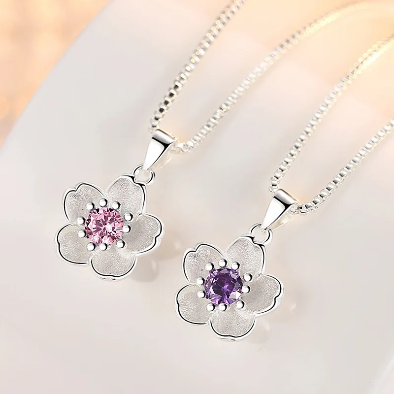 

Wholesale Jewelry Fresh Rose Handmade Peach Flower Pendant Female Solid Silver Necklace Pretty Jewelry Female S925 Choker E227