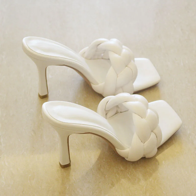 Сандалии женские на высоком каблуке плетеные квадратный носок сланцы Уличная