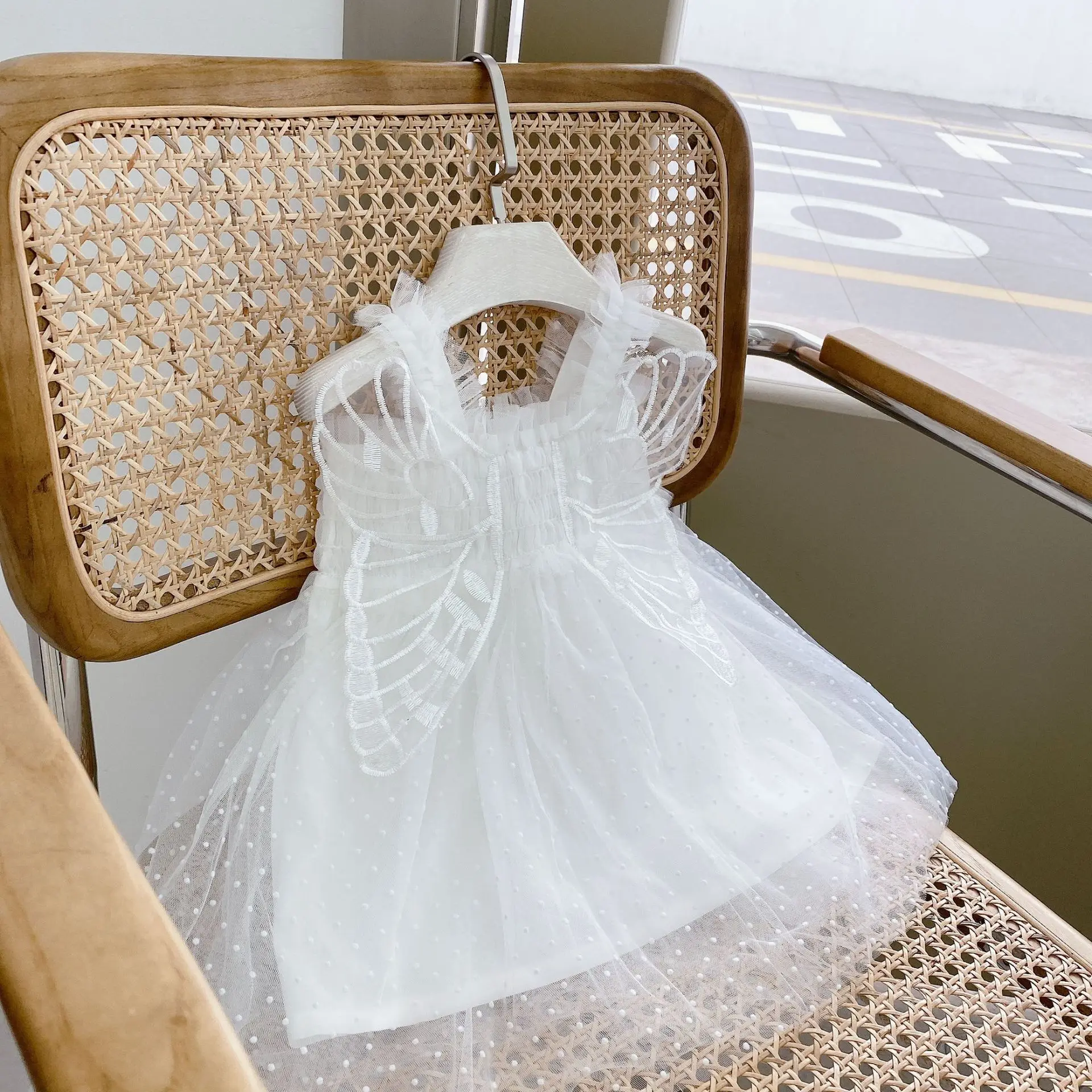 

Summer New Arrivel Newborn White Sleeveless Dress Spring Kids Clothing Baby Girls Net Yarn Angel Wings Bodysuit 0-3 Years Old