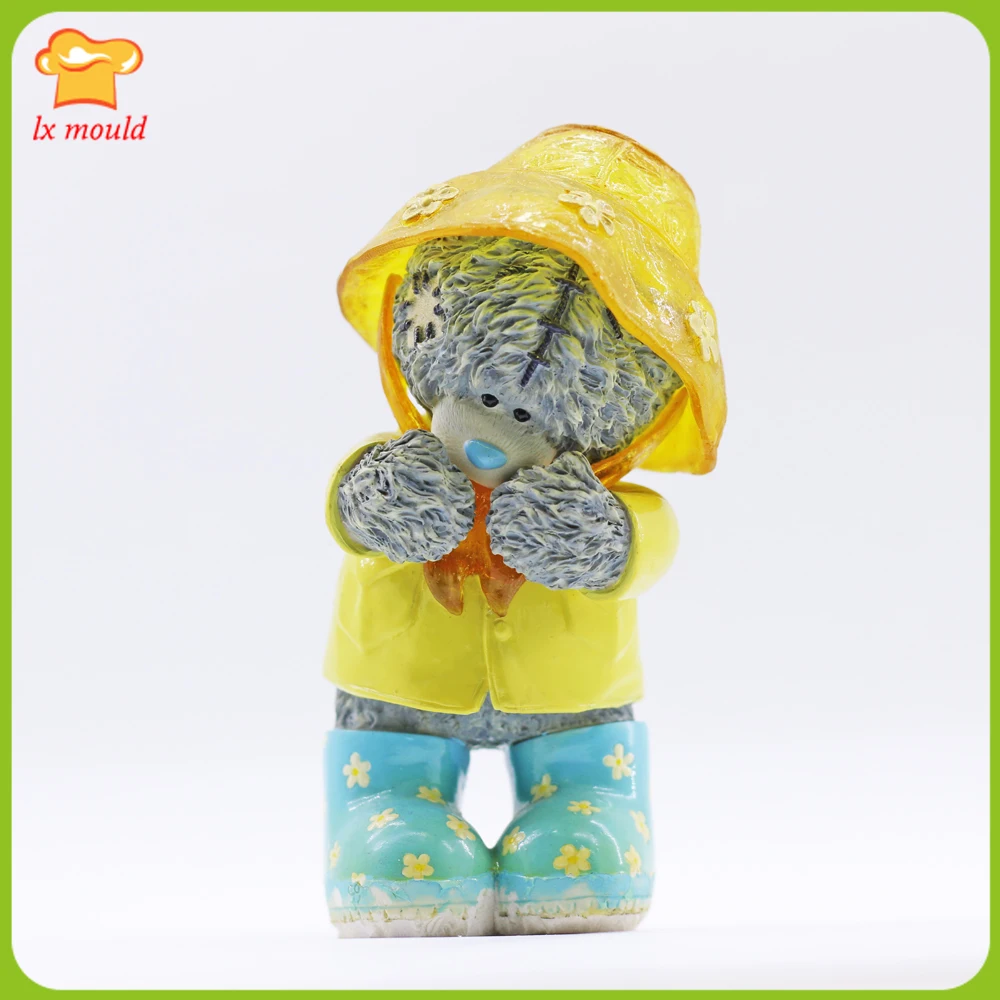 

LXYY New Farm Bear Baby Silicone Moulds Candle Gypsum Polymer Clay Molds Cake Decoration Tools 3D Rain Boots Hat Bear Mold