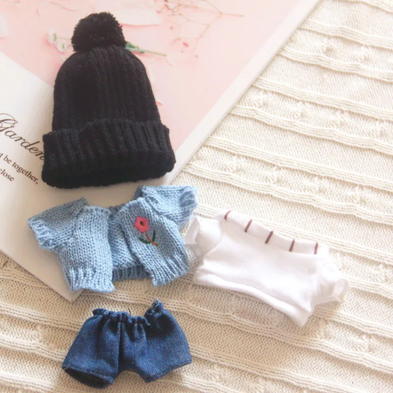 

[MYKPOP]KPOP Doll's Clothes and Accessories: Bobble Hat+Sweat+Cardigan+Pants(without doll) for 20cm Dolls SA20200704