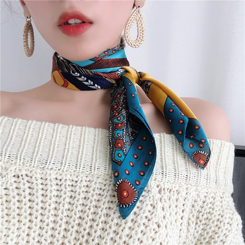 Дизайн, шарф для женщин, цепь, лошадь, принт, платок, животное, desigual, Маленькая шаль, роскошный бренд, атлас, квадратный шарф для женщин