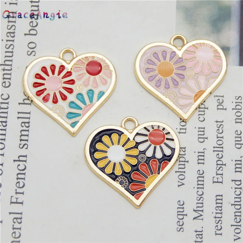 

6pcs Gold Alloy Love Hearts Flower Charms For dangle earrings Women Neacklae Pendant Handmade Hair Clip DIY Bracelets Keychain