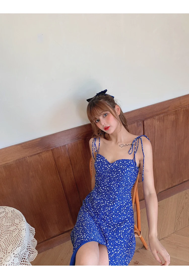 

Summer Summer European and American Retro Holiday Slimming Blue Floral Split Fairy Chiffon Strap Midi Dress Kawaii Korean