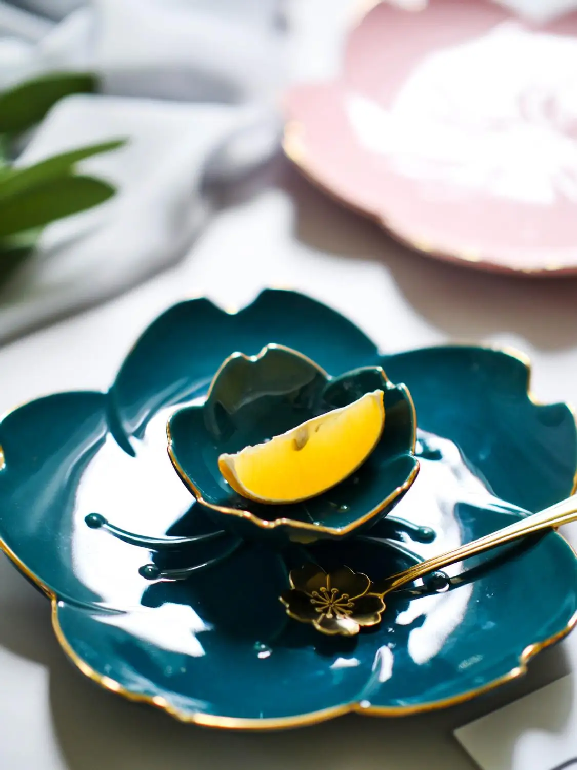 Hot Sale Creative Japanese Style Cherry Blossom Ceramic Tableware Petals Saucing Dish Delicate Home Seasoning | Дом и сад