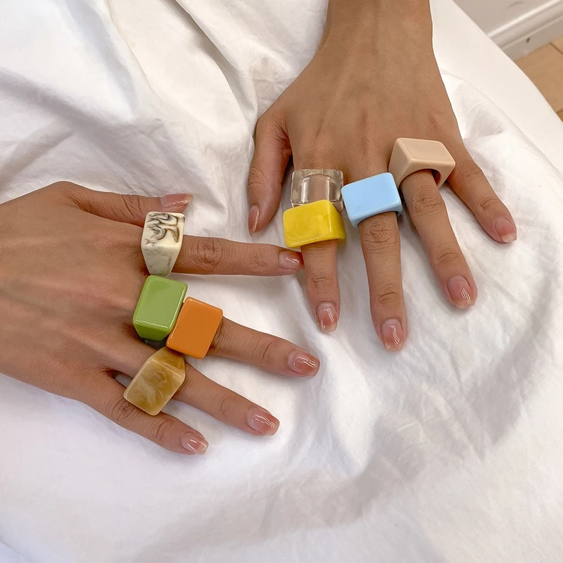 

2021 New Korea Transparent Acrylic Resin Rings Geometric Square Round Ring Colorful for Women Girls Jewelry Gifts