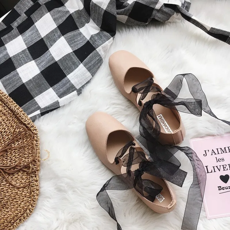 Женские лоферы на плоской подошве дамские балетки с милым бантом из ленты