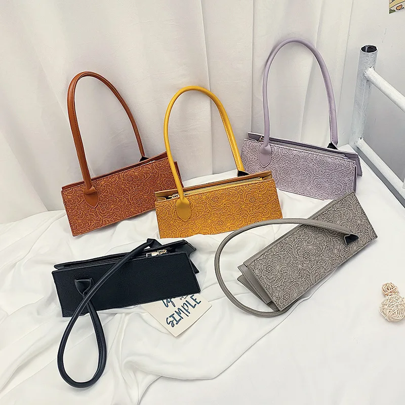 

Ladies Fashion Solid Color Flower Pattern Shoulder Underarm Handbag Large Capacity Dating Cosmetics Mobile Phone Coin Purse