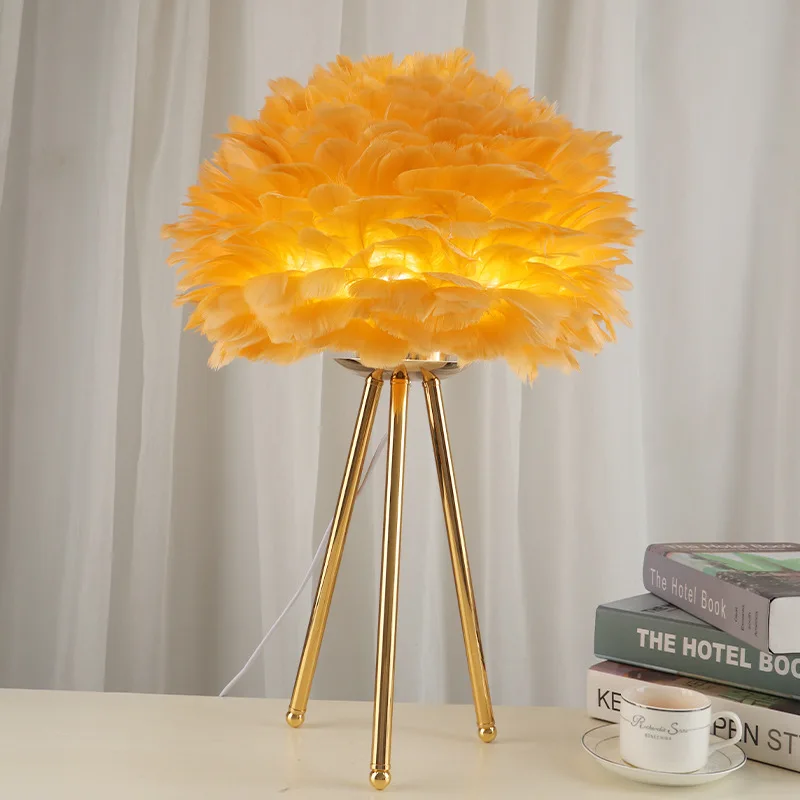 LED Creative Feather Table Lamp Fairy Romantic Marriage Room Handmade Feather Night Light Plug Operated for Indoor Bedroom Decor