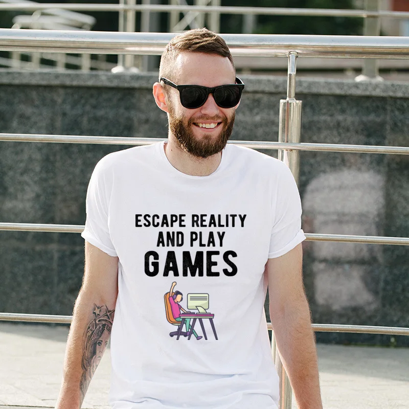 

Thanksgiving Day Gamer Gift Escape Reality And Play Games Europe Cute Tee Shirt Fashion Comfortable Tops T Shirt High Quality