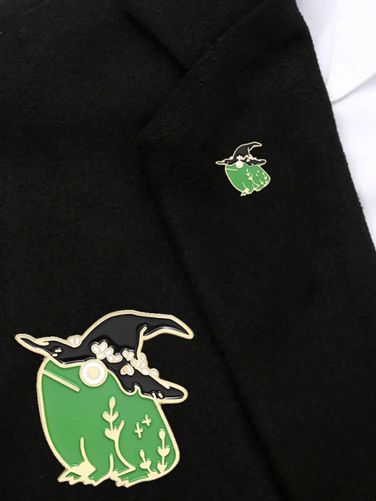 Лягушка со шляпой эмаль на булавке заказ лягушачий с капюшоном в виде шляпы