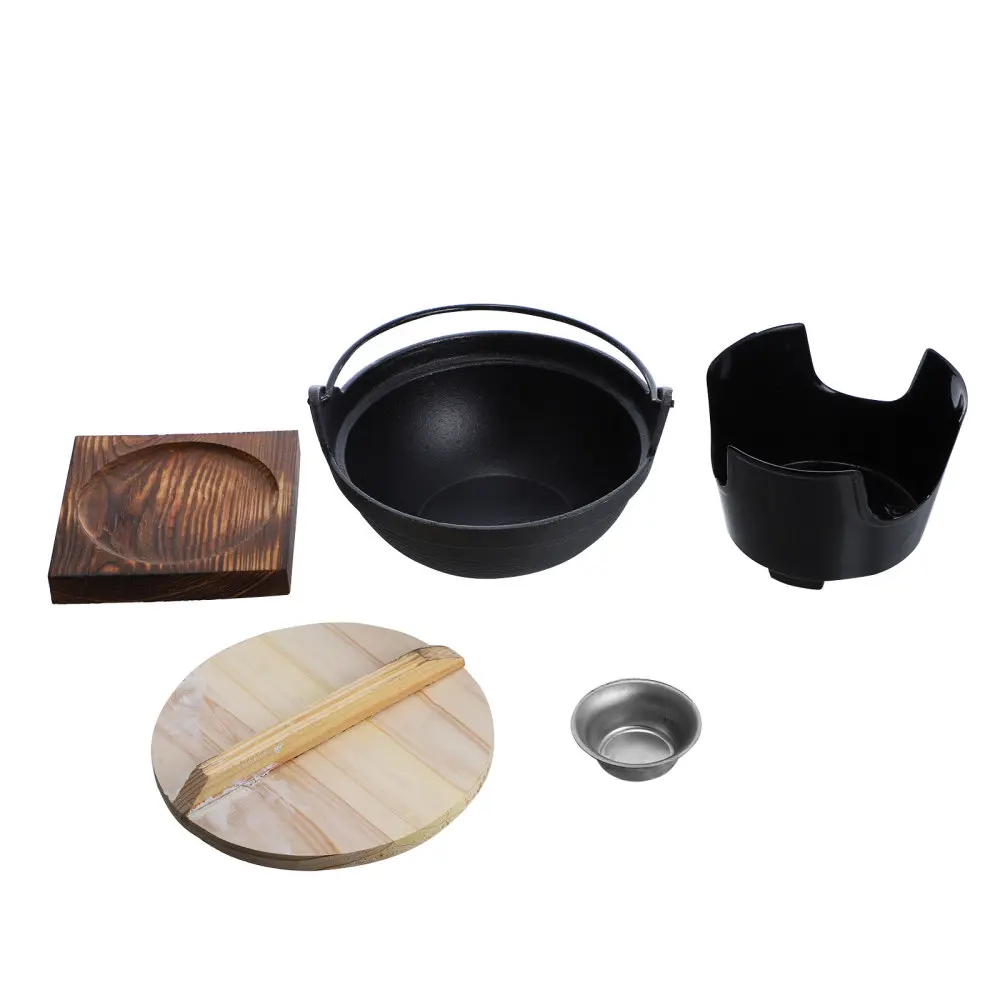 

1 set of Outdoor Saucepan Multifunctional Pot Camping Hot Pot Cast Iron Pot