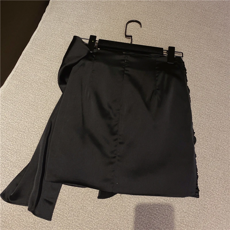 

New 2021 Spring Fashion Bow Pleated Slim High Waist Satin A-line Black Skirt Ladies Elegant Mini Skirts