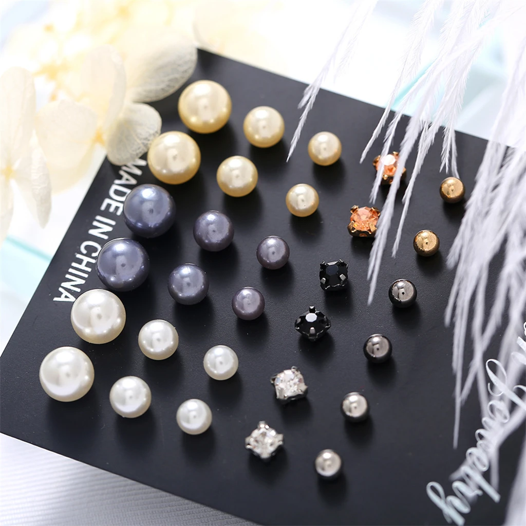 

【Q2D2064】30pcs/set creative simple faux pearl inlaid diamond stud earrings