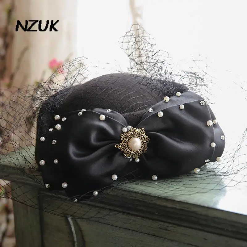 

Женская атласная шляпа с вуалью NZUK, винтажная мини-шляпа с цветами, черная, белая Вуалетка для лица, заколка для волос, для церкви, танцев, веч...