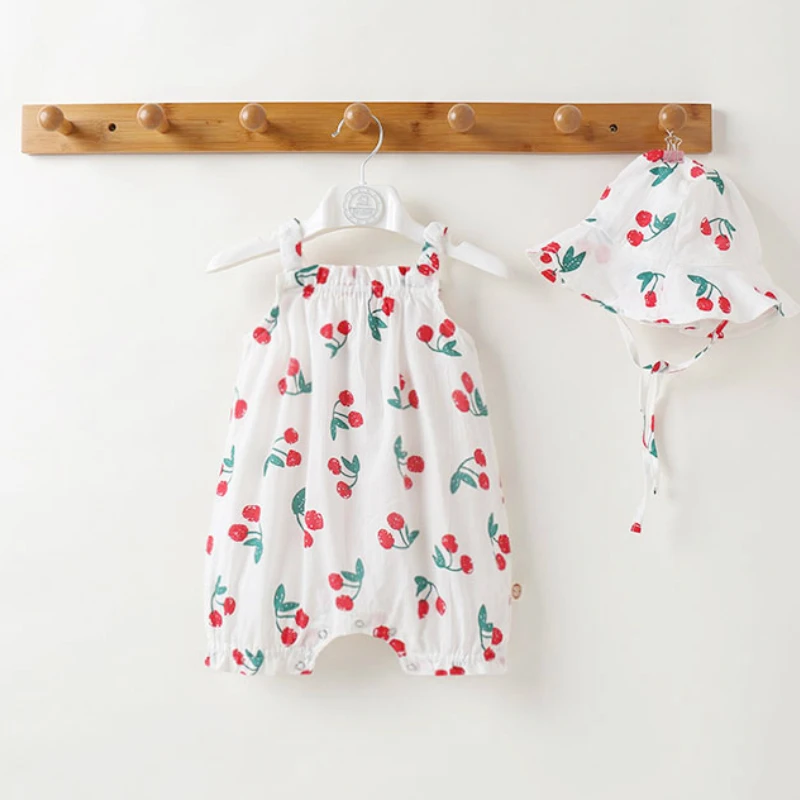 

2021 New summer Baby Girl Clothes Baby Girl Romper 2pcs Sets Strawberry Print Rompers+hat Cute Cool Cotton Infant Girl Clothes