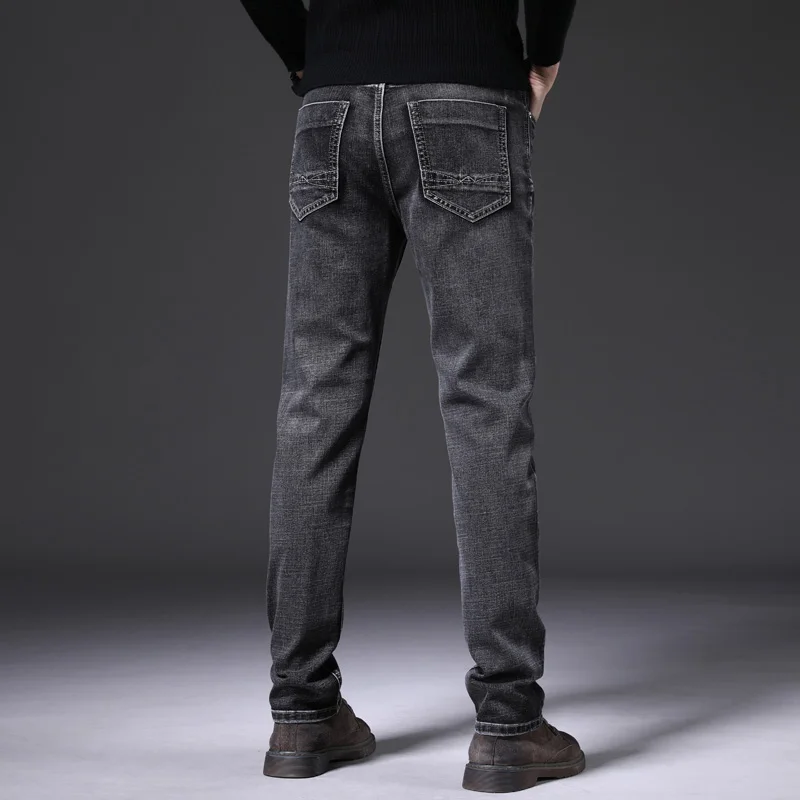 

VROKINO Stretch slim jeans for men 2020 autumn and winter new Men's black straight-leg jeans pants Large size 28-40