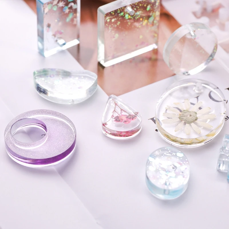 

Силиконовая форма в форме сердца для подвесок, сережек, подходит для смолы, эпоксидной смолы, поделки «сделай сам», подвески, серьги, изготов...