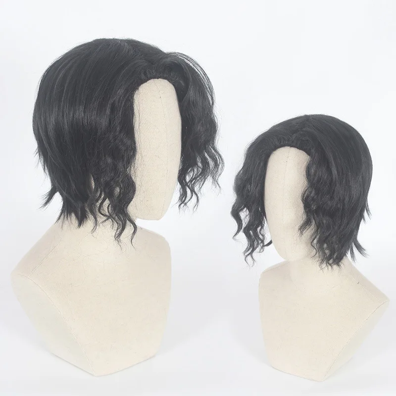 

Costumes & Accessories