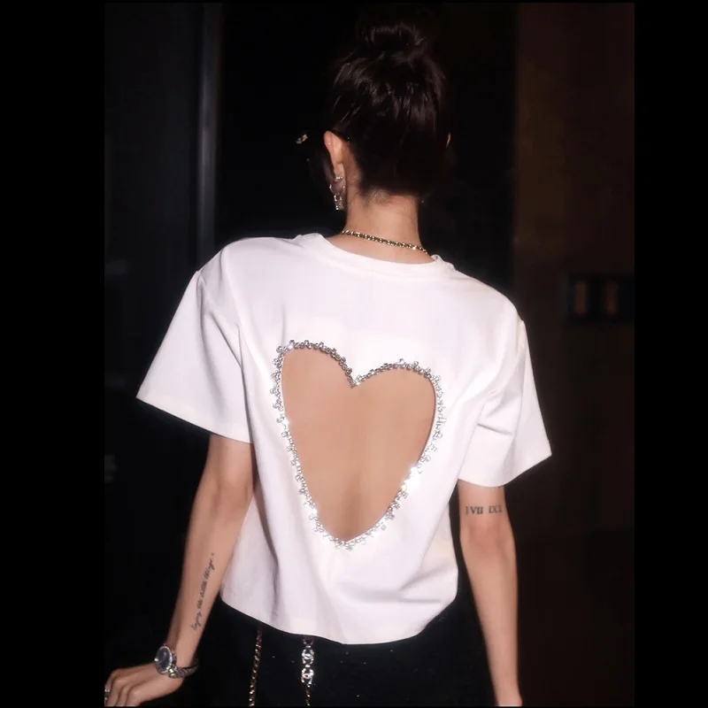 Кроп-топ свободный с коротким рукавом |