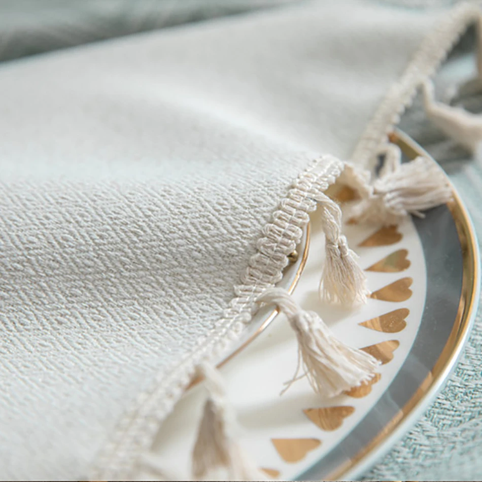 Скатерть с геометрическим рисунком волнистая кисточка полиэстер