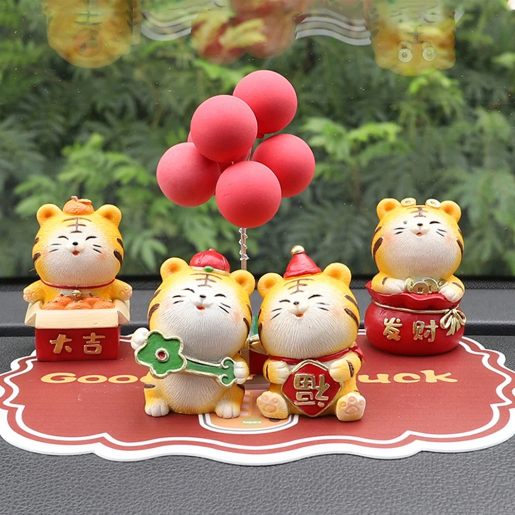

2022 Cute Little Fortune Tiger Ornaments Small Statue Little Figurine Crafts Figure Ornament Micro Landscape Desktop Decoration