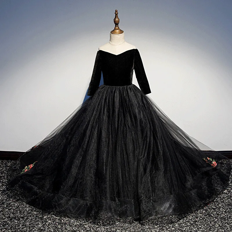 Черное вечернее платье принцессы для первого причастия длинное с цветочной