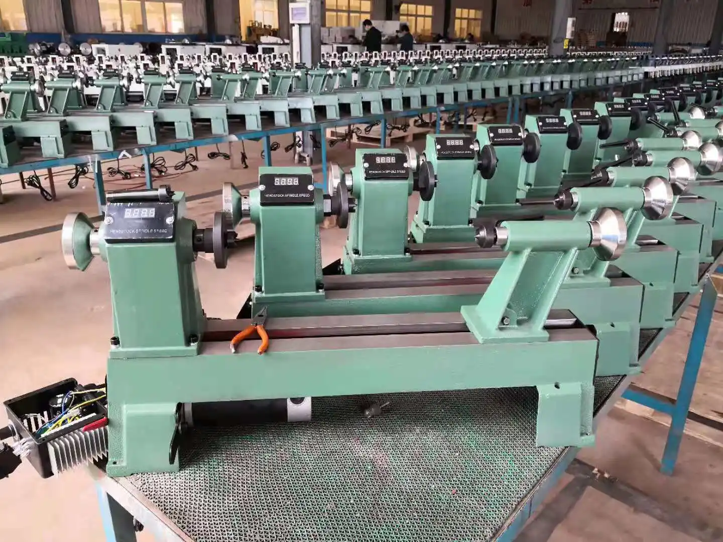 Токарный мини-станок MC1218VD бесступенчатая переменная скорость для столярных