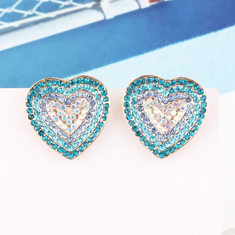 Женские серьги-гвоздики с голубым сердцем LUBOV светильник золотым покрытием