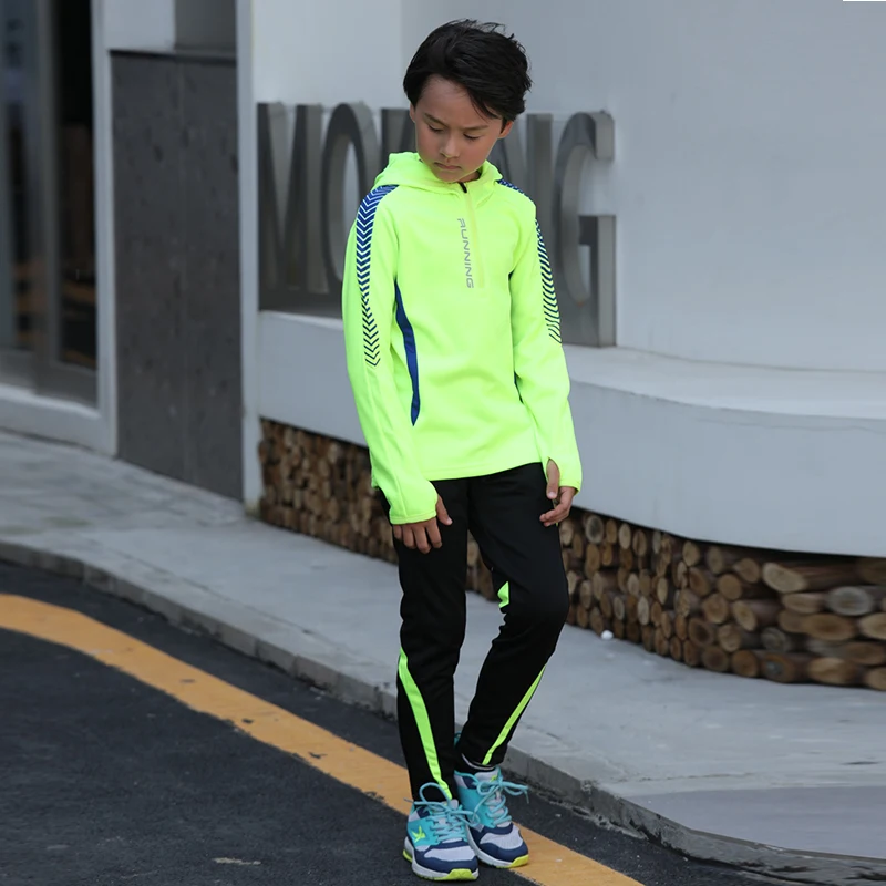 

Sportswear & Accessories