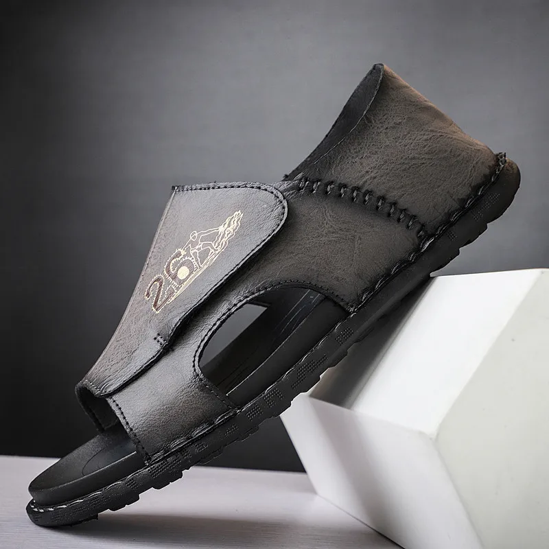 

Non-slip Handmade Slippers High Quality Outdoor Wear-resistant Men Breathable Trend Sandy Beach Flat Men's Shoes For New 2021