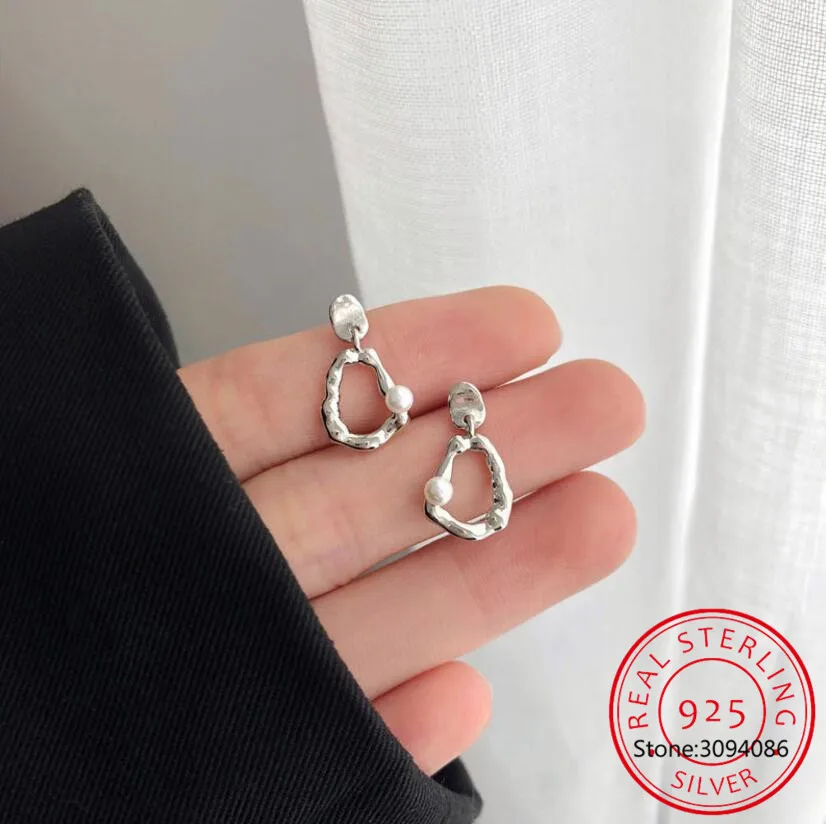 

Женские серьги-гвоздики из серебра 925 пробы, с жемчугом