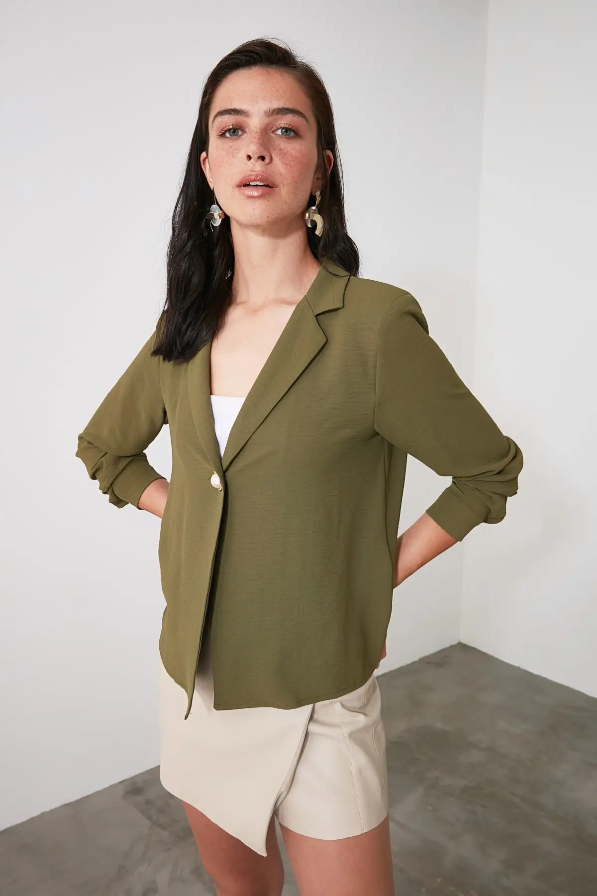 

Trendyol Button Detail Bluz TWOAW21BZ0812