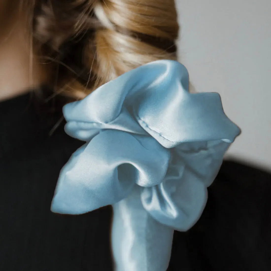 

Heatless Curling Rod Headband No Heat Curls Ribbon Hair Rollers Sleeping Soft Headband Hair Curlers DIY Hair Styling Tools