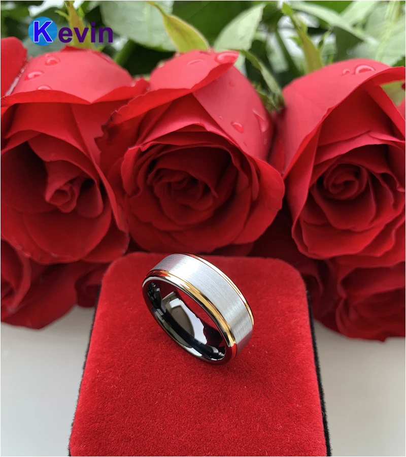 Обручальное кольцо черного и золотого цвета двухцветное вольфрамовое с