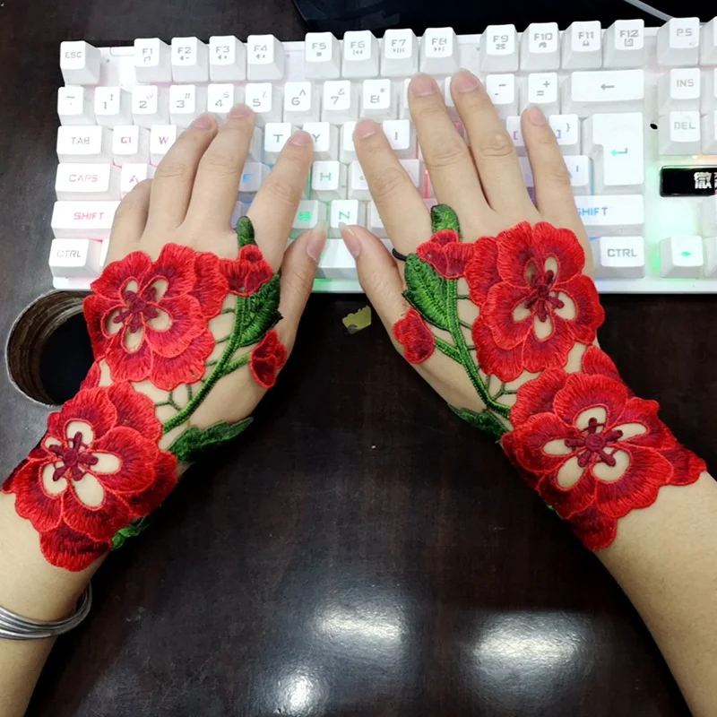 Женский браслет с вышивкой в этническом стиле | Украшения и аксессуары