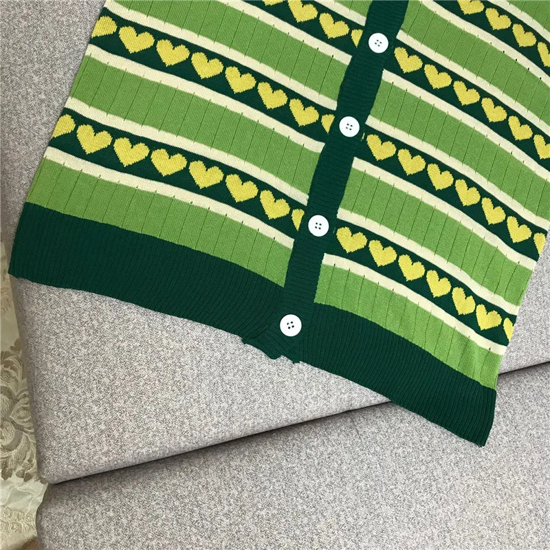 

Luxury Designer Brand Knitted Cardigans for Women V Neck Avocado Green Heart Loose Knitted Sweater