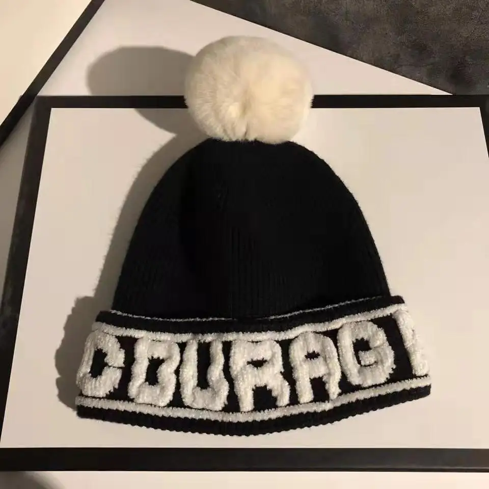 Obsessed with lavender.Hat female autumn/winter letter wool hat black knit hat Korean Japanese cute tide brand ball to keep warm