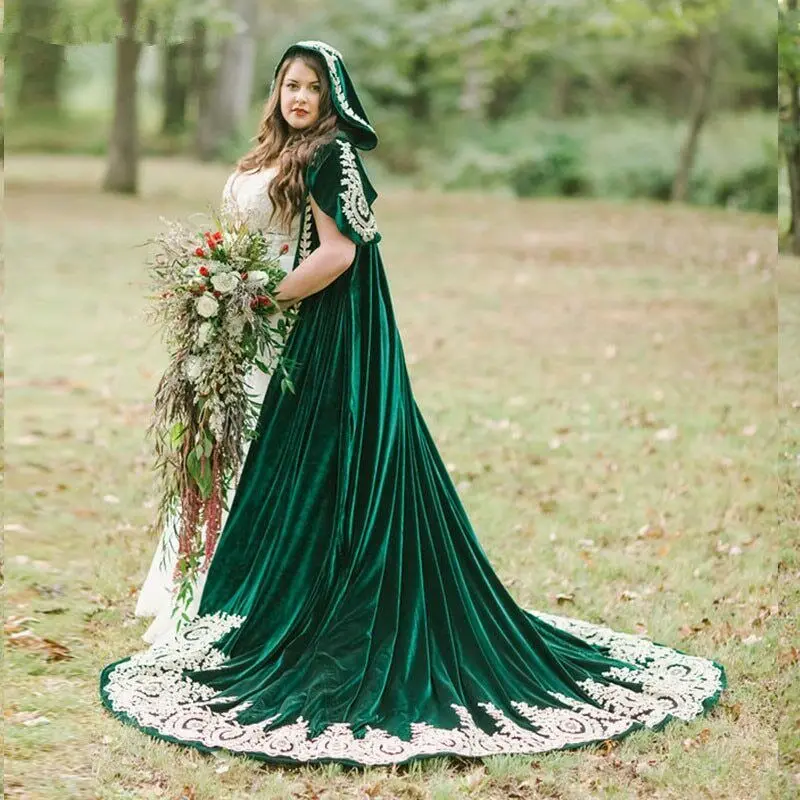 

Green Velvet Wedding Cloak Lace Applique Long Bridal Cape Wedding Accessories