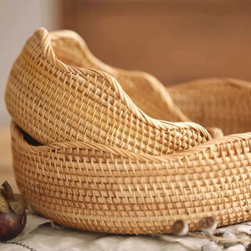 

Hand-Woven Storage Basket Rattan Storage Tray Wicker Baskets Bread Fruit Food Breakfast Display Box Handicrafts Home Decoration