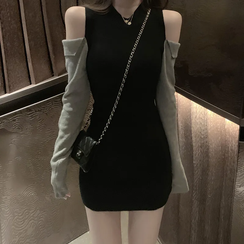 Свитер женский с круглым вырезом открытыми плечами | Женская одежда