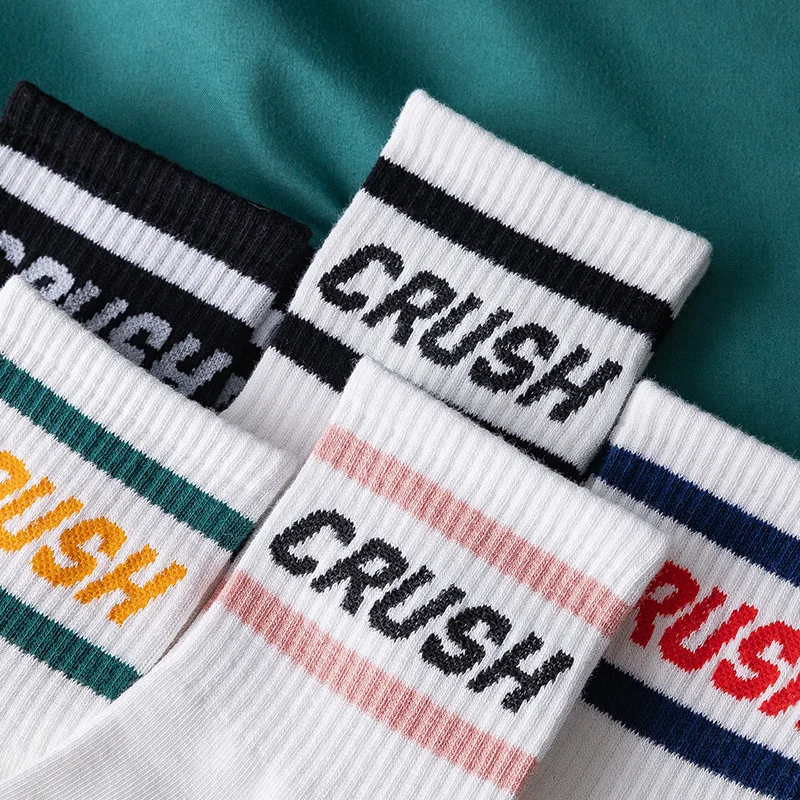 

Ins autumn and winter adult socks jacquard cotton breathable cotton spot letters autumn female socks factory direct sales