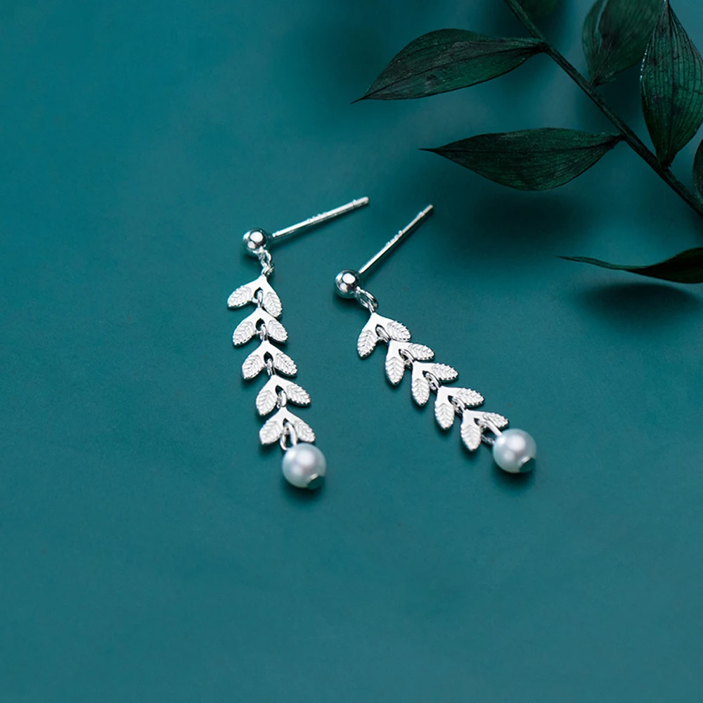 

2021Contracted Fashion Earring Personality Charm Temperament Of Women Korean Fashion Geometry Stud Earrings Ornaments