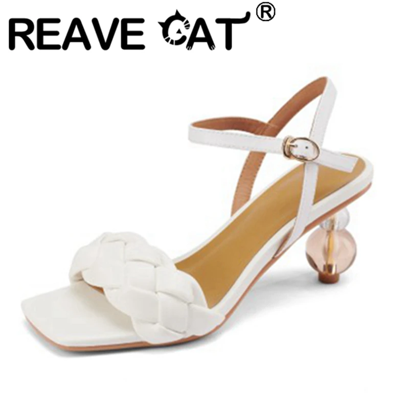 

Женские босоножки REAVE CAT, плетеные Босоножки с открытым носком, ремешком на щиколотке, с пряжкой и кристаллами, 2021 см, странные каблуки, Разме...